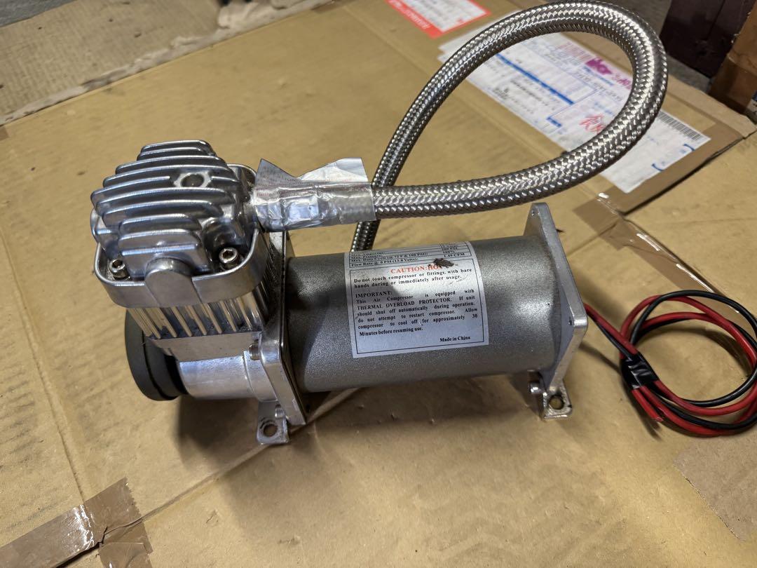 完動品 VIAIR エアサス用 ￼コンプレッサー（エアサス パーツ