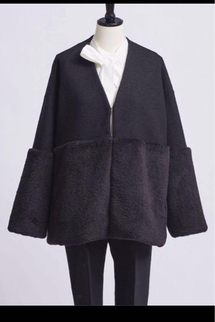 ヨリ　yori vネックファーショートコートフリーサイズ　ブラック yori ヨリ Vネックファーショートコート ブラック（yori ヨリ V