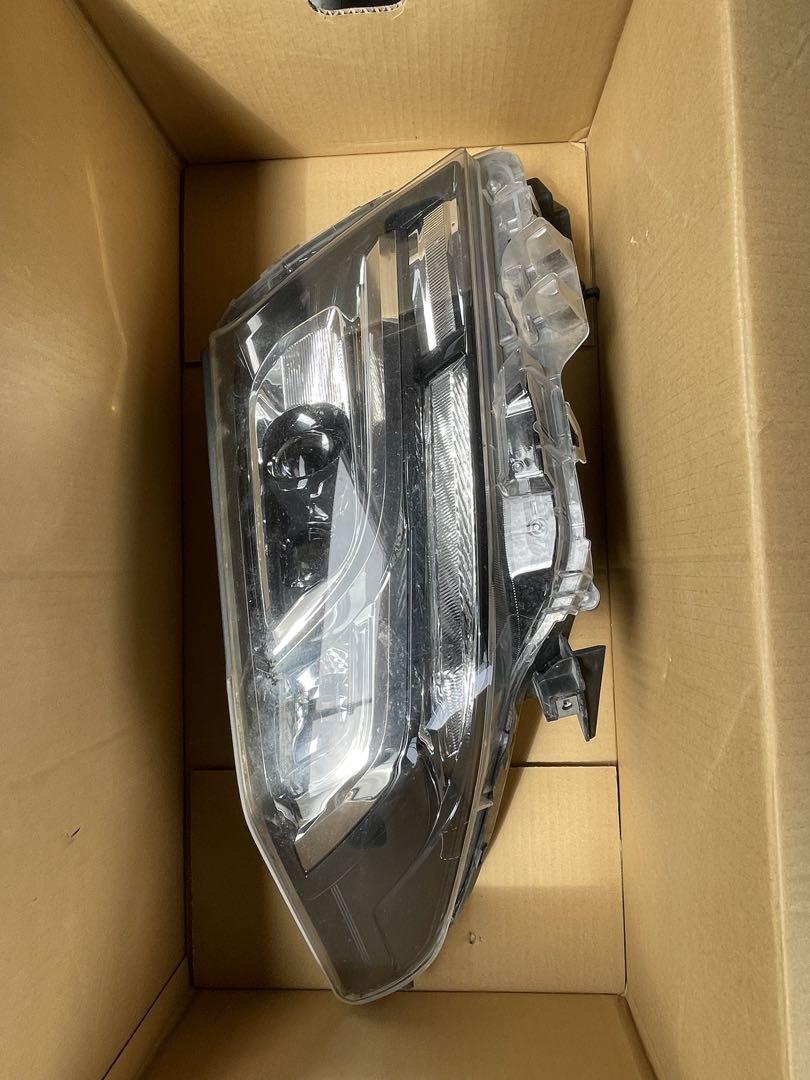 30アルファード前期 ヘッドライト 送料込 即決 アルファード 30系 前期 純正 右 ヘッドライト