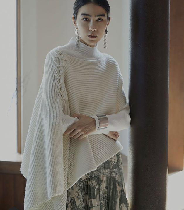 美品★Ameri★ 4WAY MUFFLER LAYERED KNIT★完売商品 Ameri VINTAGE アメリヴィンテージ 4WAY MUFFLER LAYERED KNIT