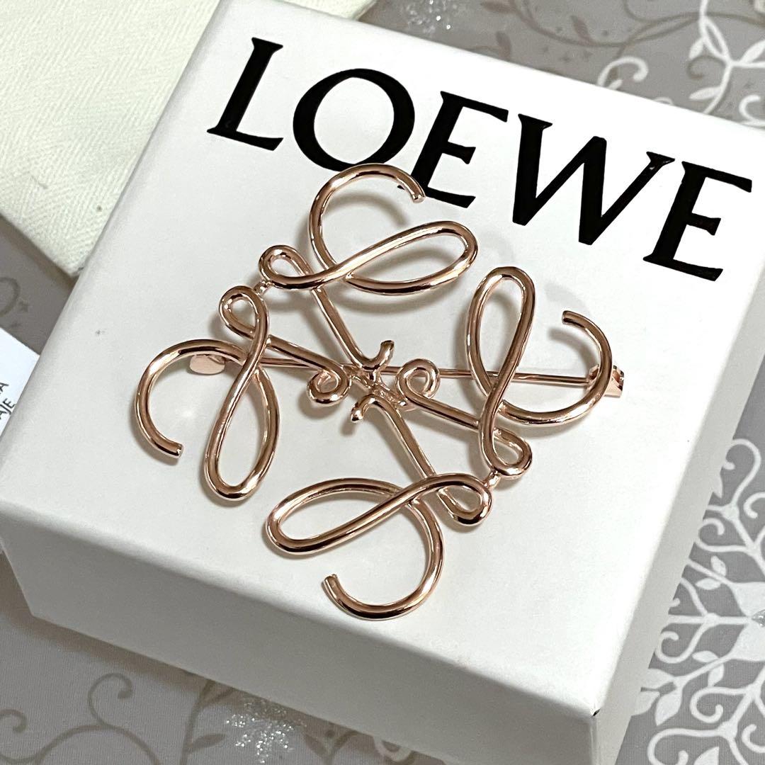 LOEWE ロエベ アナグラムブローチ ローズゴールド（LOEWE