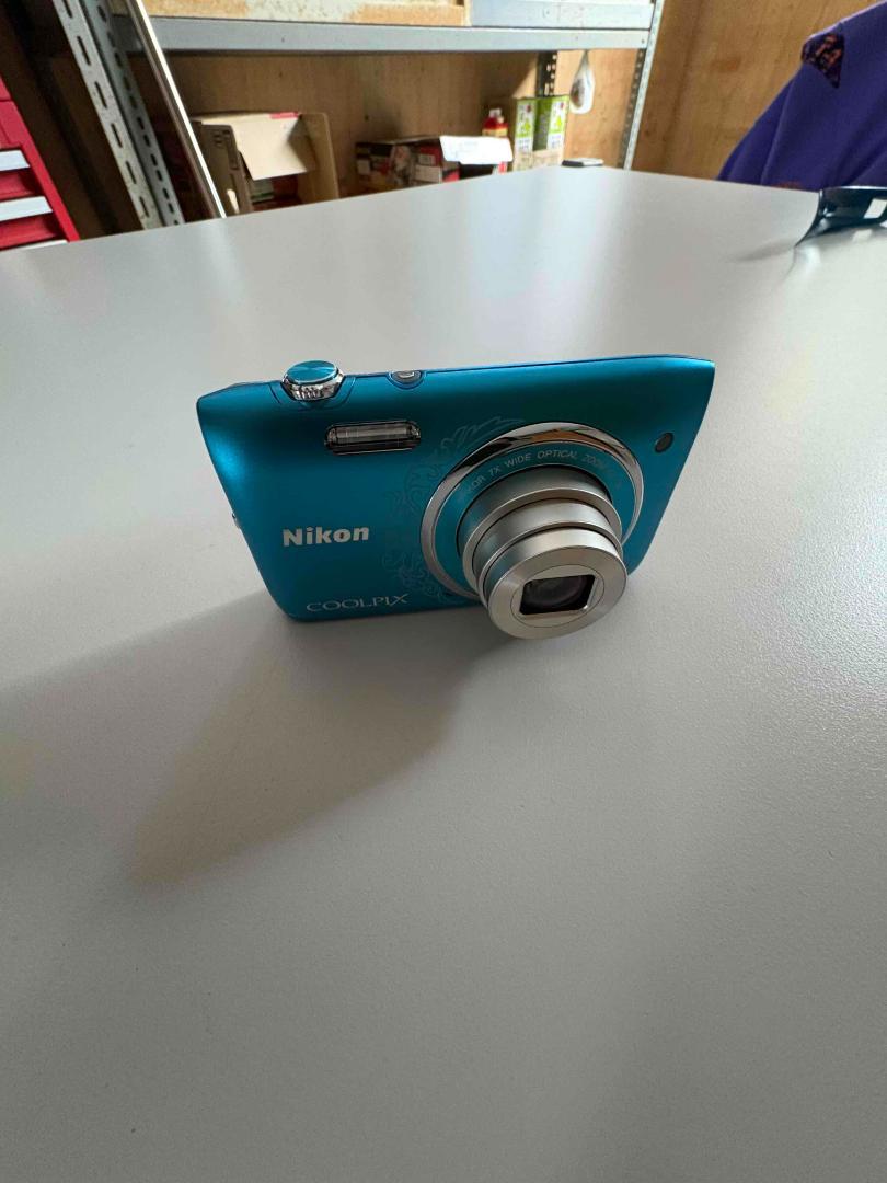 【動作保証】 NIKON ニコン COOLPIX S3500 オリエンタルブルー Amazon | Nikon デジタルカメラ COOLPIX S3500 光学7倍ズーム