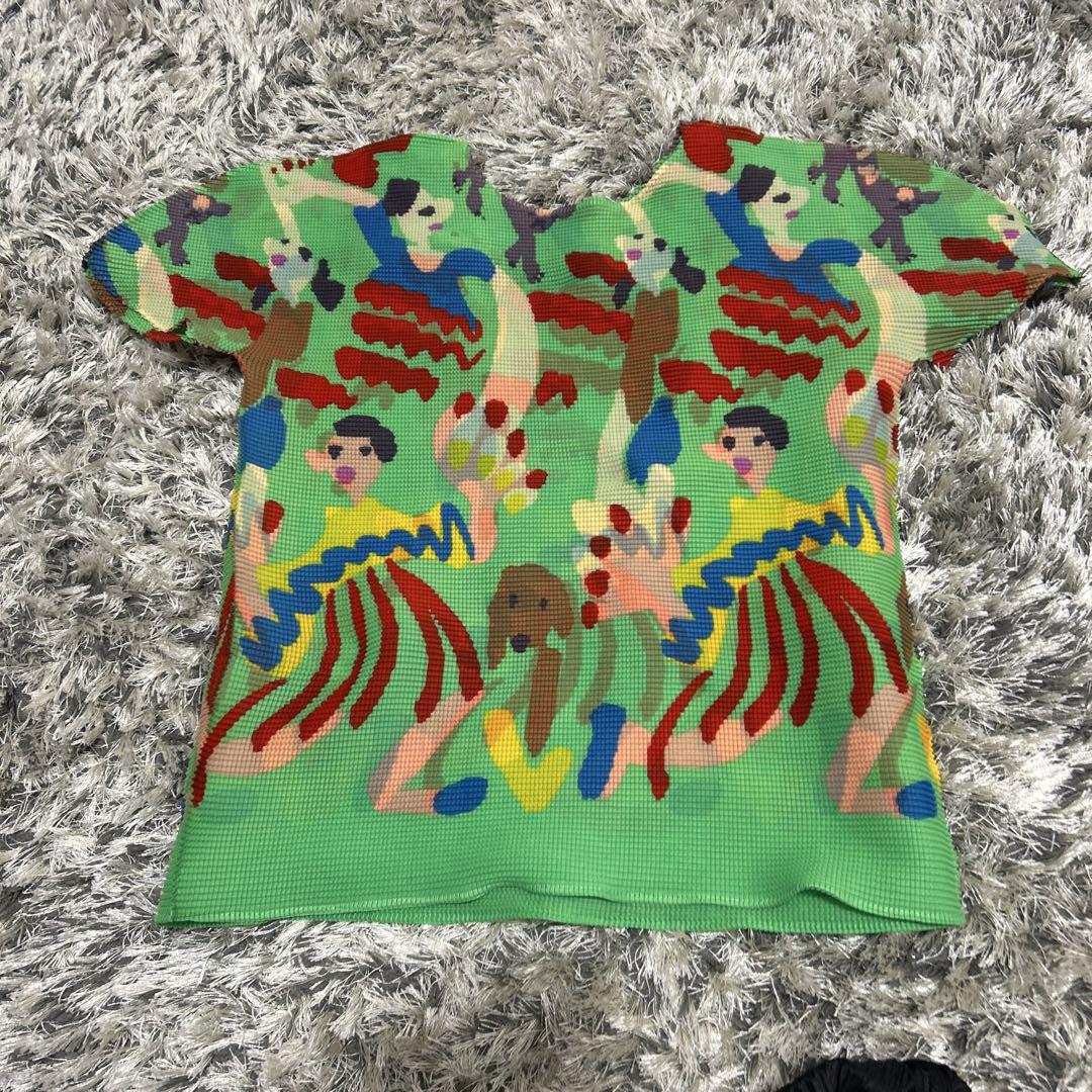 17 ISSEY MIYAKE me 半袖Tシャツ カラフル　dance！ 17 ISSEY MIYAKE me 半袖Tシャツ カラフル dance！（ミー