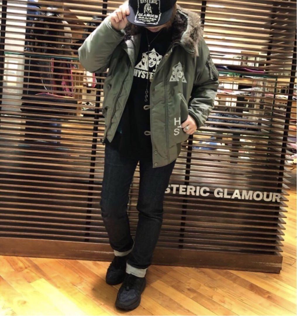 【極美品】 HYSTERIC GLAMOUR フード付きプリマロフトベスト HYSTERIC GLAMOUR ヒステリックグラマー 02193AB08 TRIANGLE
