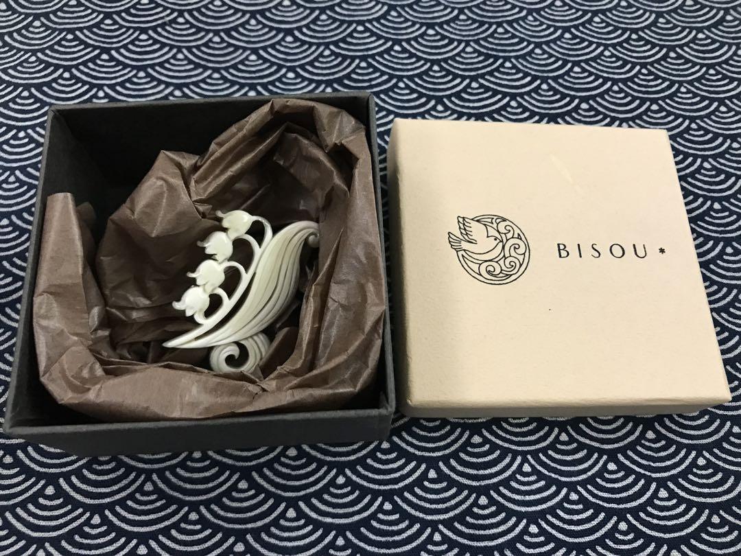 BISOU スズランブローチ ホワイト BISOU* すずらんブローチ - タチバナストア tachibana store