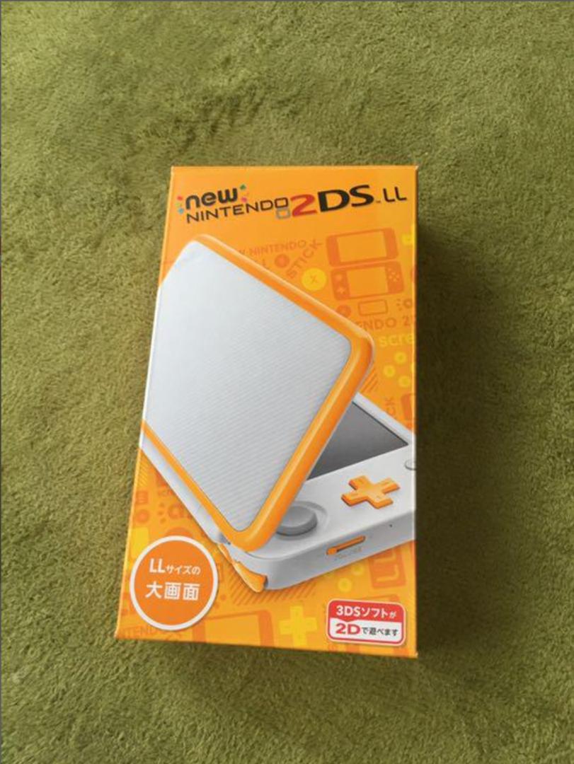 Newニンテンドー2DS LL ホワイト×オレンジ＊どうぶつの森