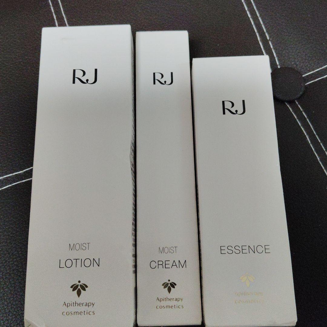 山田養蜂場 RJ モイストローション・クリーム・エッセンス 3