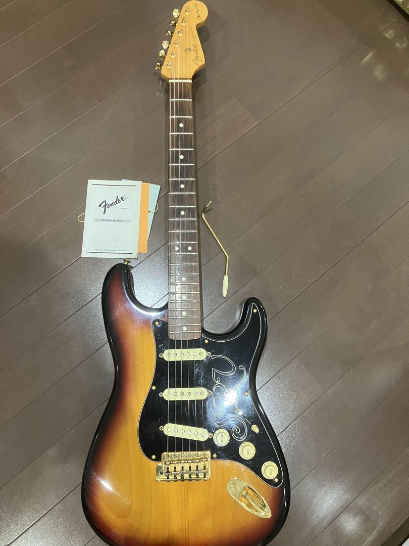 激レア　Fender USA SRV 初年度　ストラトキャスター 激レア Fender USA SRV 初年度 ストラトキャスター （集え