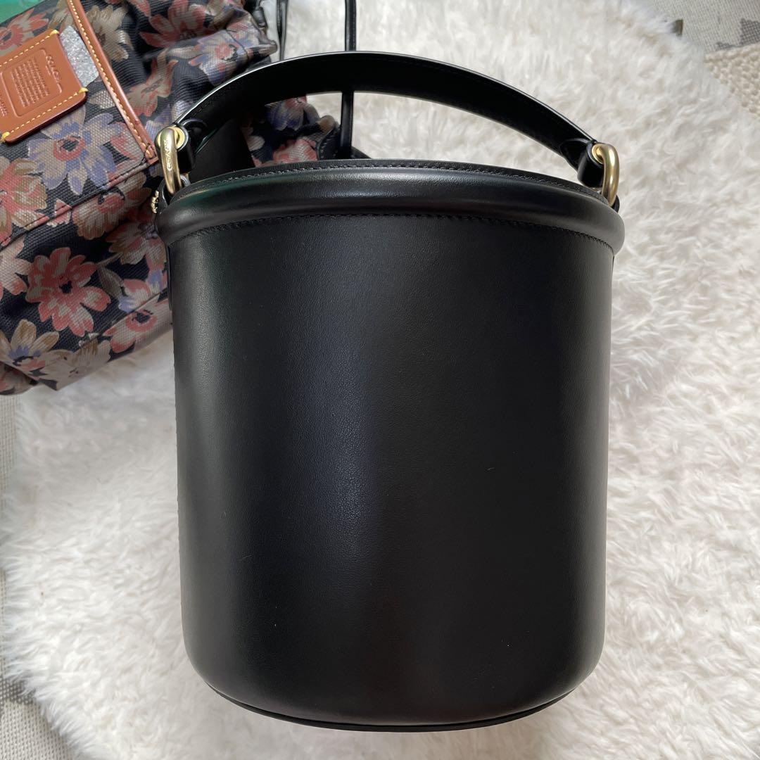 オールドコーチ　ブラック　オールレザー　大容量　バケツトートバッグ　肩掛け可能 極美品 COACH コーチ トートバッグ オールレザー 肩掛け可能