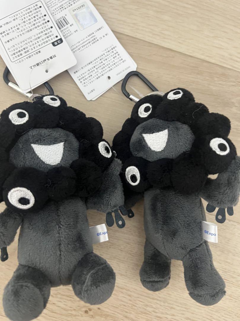 【大阪·関西万博】カラビナ付き 黒ミャクミャクマスコット 立ち＆座り２セット 大阪関西万博 ミャクミャク ブラック カラビナ付きマスコット