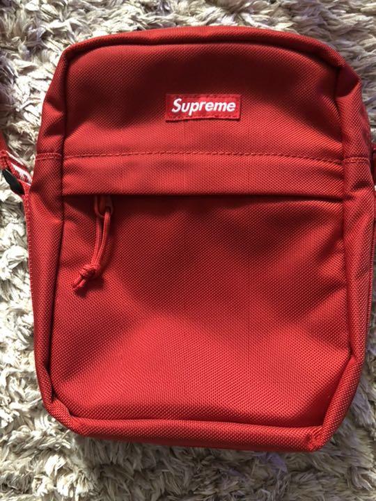 Supreme ドラムバッグ 赤/黒　ショルダーバック レッド（赤）系 Supreme(シュプリーム) ショルダーバッグ(メンズ