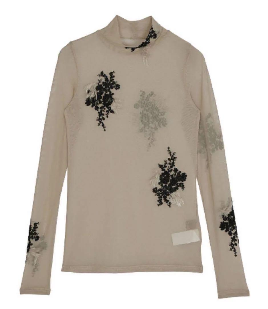AMERI UND FUR EMBROIDERY SKIN TOP（Ameri（アメリ）の「UND