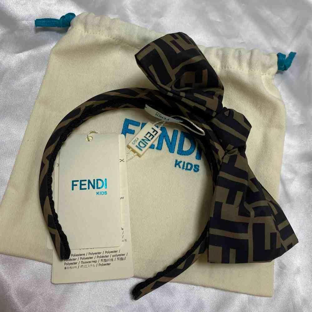 新品 未使用 FENDI フェンディ FFロゴ ズッカ柄 リボン
