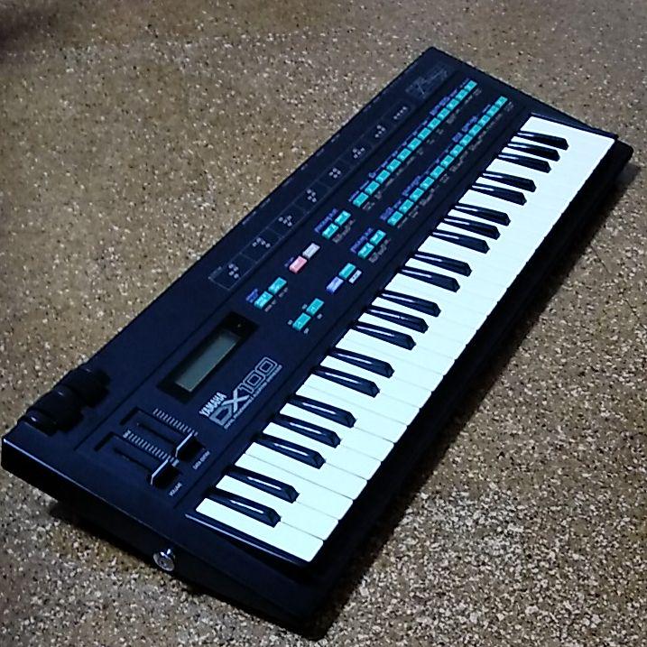 YAMAHA DX100 シンセサイザー 動作品 Yamaha DX100 Synthesizer Digital Programmable Algorithm | eBay