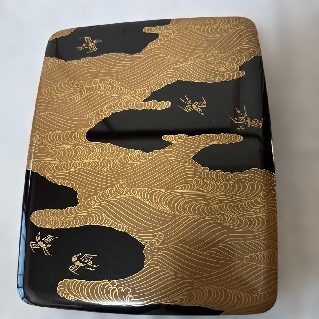 輪島塗りの蒔絵の硯箱(木箱入) 輪島塗りの蒔絵の硯箱(木箱入) （八橋蒔絵螺鈿硯箱 [再現