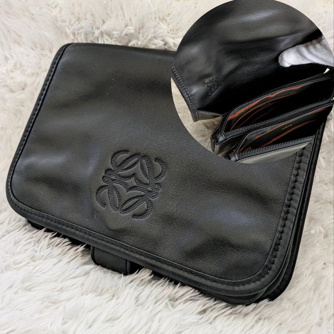 【美品】LOEWE ロエベ ナッパーレザー アナグラム クラッチバッグ 未使用級✨希少モデル!!LOEWE クラッチバッグ アナグラム ナッパ