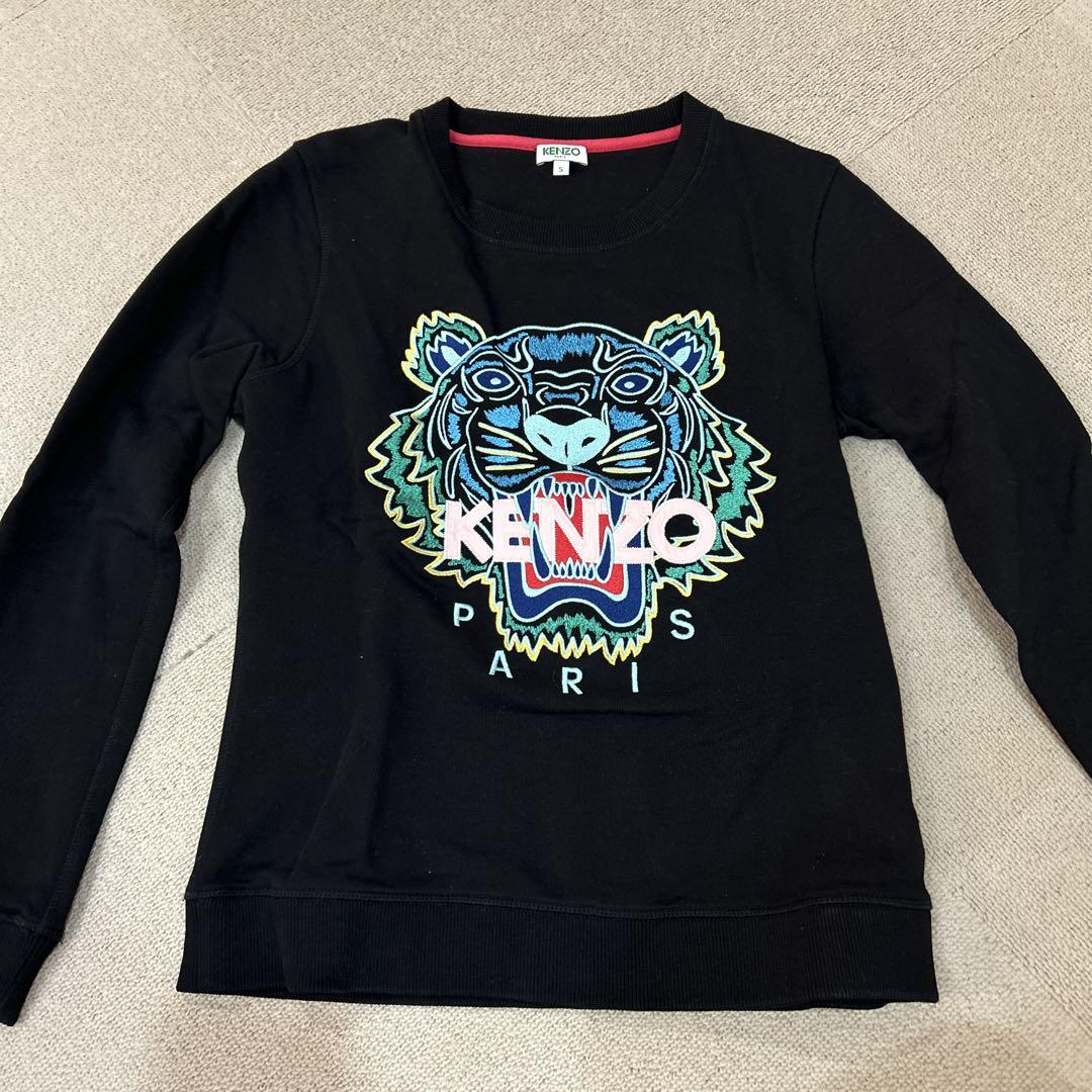 KENZO 虎プリント 黒スウェット（KENZO /ケンゾー】より ロゴ