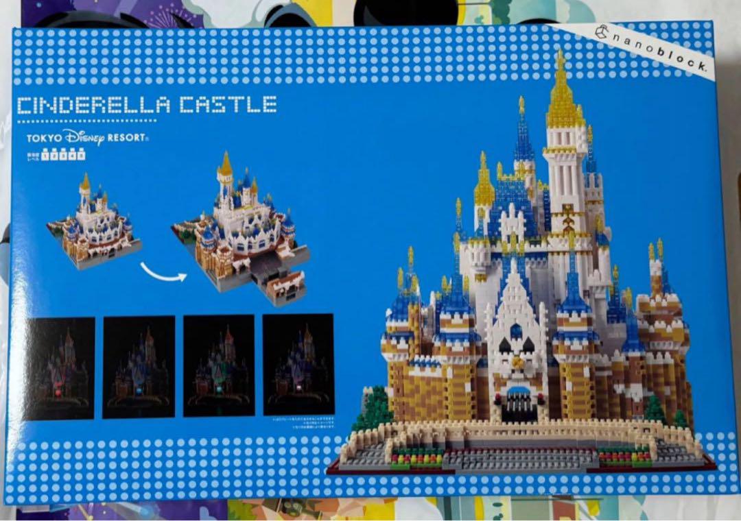 Disney30周年　シンデレラ城　ナノブロック ライトアップできる豪華タイプ！東京ディズニーランド