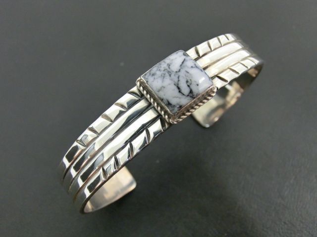 シルバー 透かし模様 カフバングル Amazon | 「silverKYASYA」シルバー925素材 フローラルバングル