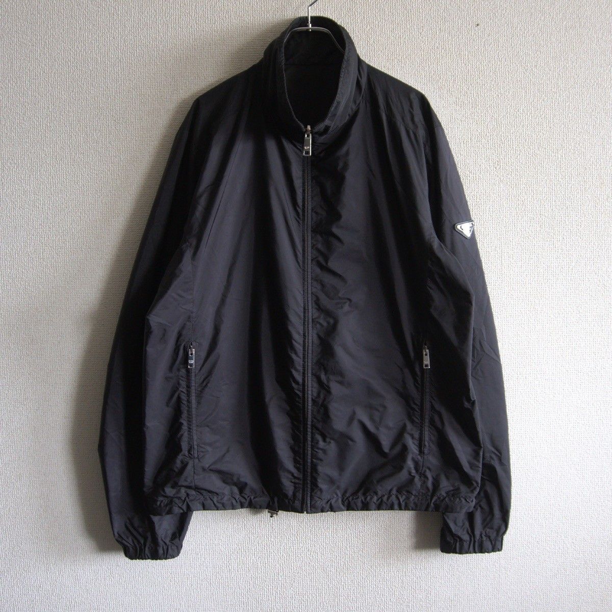 極美品 現行モデル PRADA ナイロンジャケット 三角ロゴ リバーシブル XL PRADA - PRADA プラダ 23AW RE-NYLON Triangle Logo Reversible