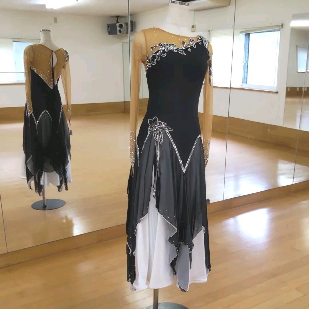 社交ダンス スタンダードドレス インザムード（社交ダンス