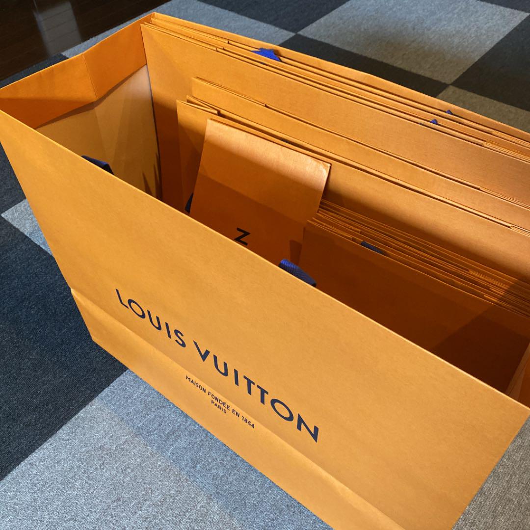 LOUIS VUITTON ルイヴィトン 空箱/紙袋 まとめて19点 生産終了)New LOUIS VUITTON ルイヴィトン 空箱紙袋ギャラン