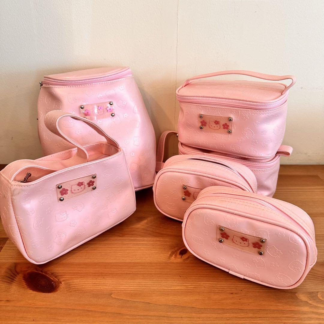 90s 型押し ハローキティ リュック ポーチ ハンドバッグ まとめ売り 90s 型押し ハローキティ リュック ポーチ ハンドバッグ まとめ