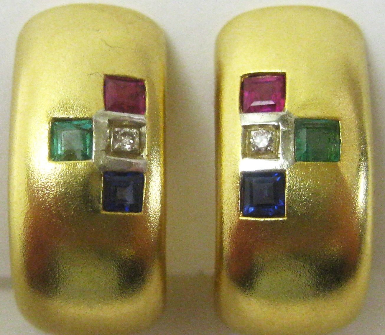 ほぼ未使用K18ピアスイヤリング兼用梨地仕上RSE0.29ctD0.01ct×2