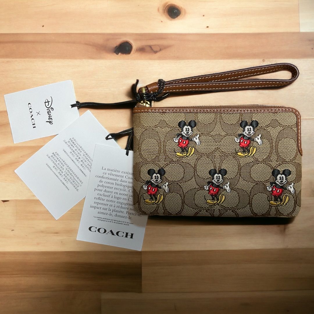 新品未使用品 DISNEY x COACH *ディズニー100周年 リストレット 新品未使用品 DISNEY x COACH *ディズニー100周年 リストレット