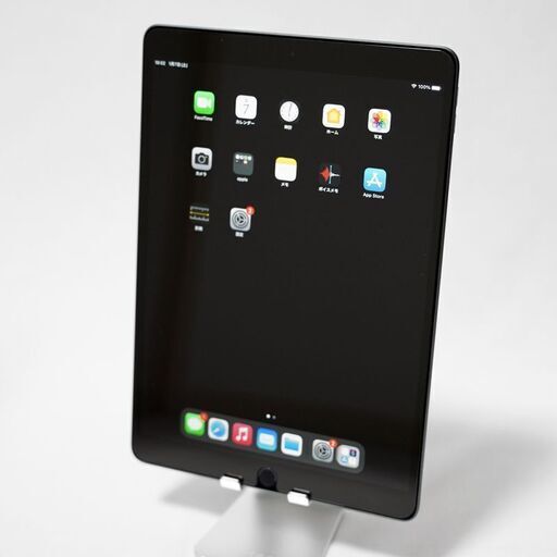 【良品】Apple iPad Air3スペースグレー+Apple Pencil Bangkok, Thailand - July 31, 2024 iPad Air Space gray color