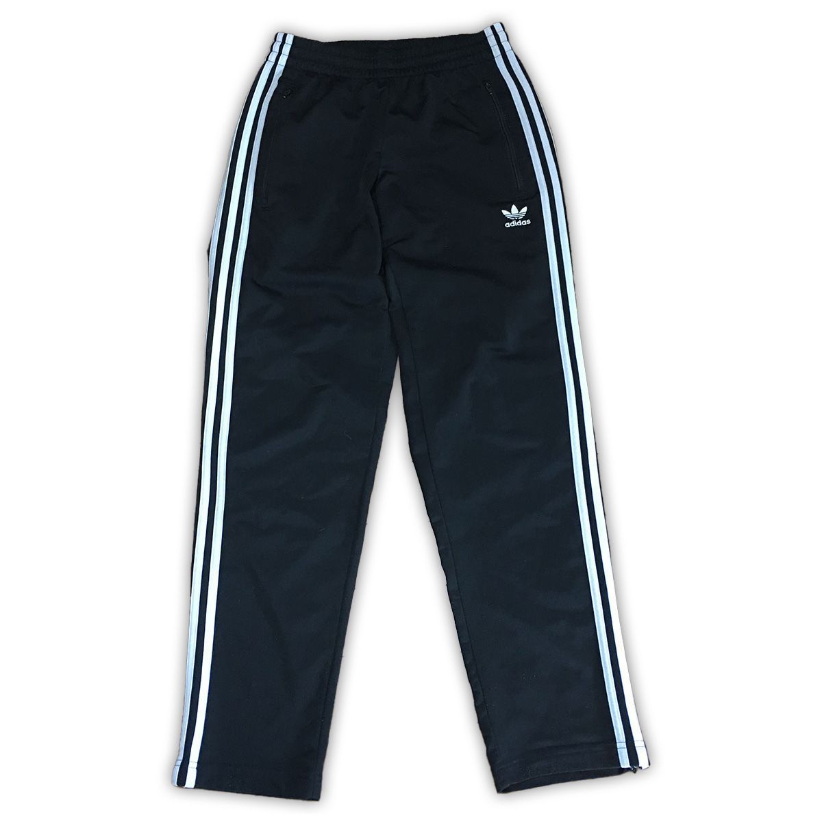 【アディダス】ジャージパンツトラックパンツ　トレフォイルロゴ　黒白刺繍　F1 90s adidasアディダス トレフォイル ロゴ刺繍 トラックパンツ 黒